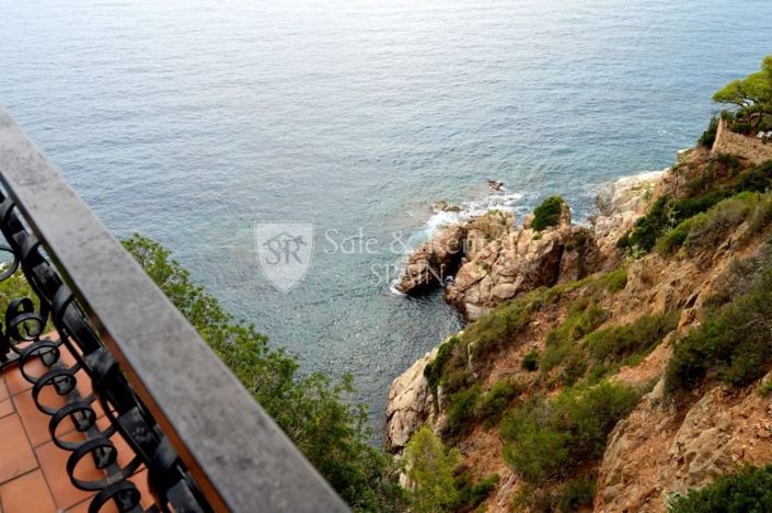 Image No.25-5 Bed Villa for sale