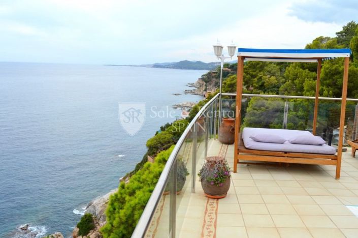 Image No.5-5 Bed Villa for sale