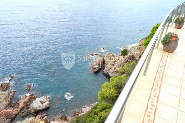 Image No.6-5 Bed Villa for sale