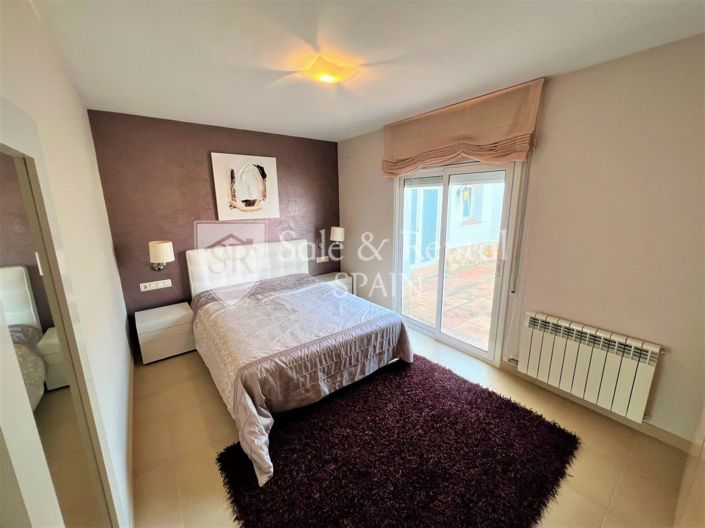 Image No.71-10 Bed Villa for sale