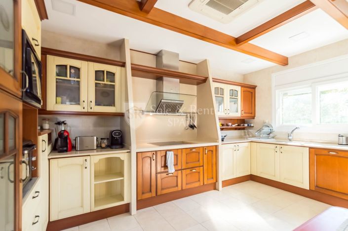 Image No.11-3 Bed Villa for sale