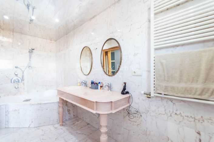 Image No.37-3 Bed Villa for sale