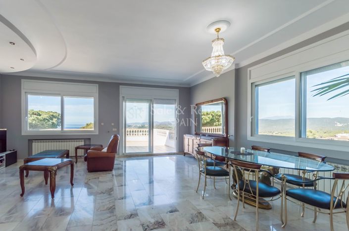 Image No.8-3 Bed Villa for sale