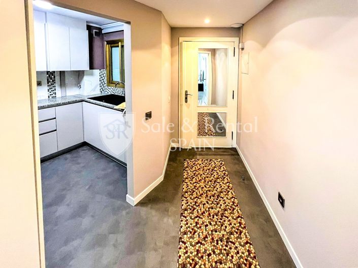 Image No.9-3 Bed Flat for sale