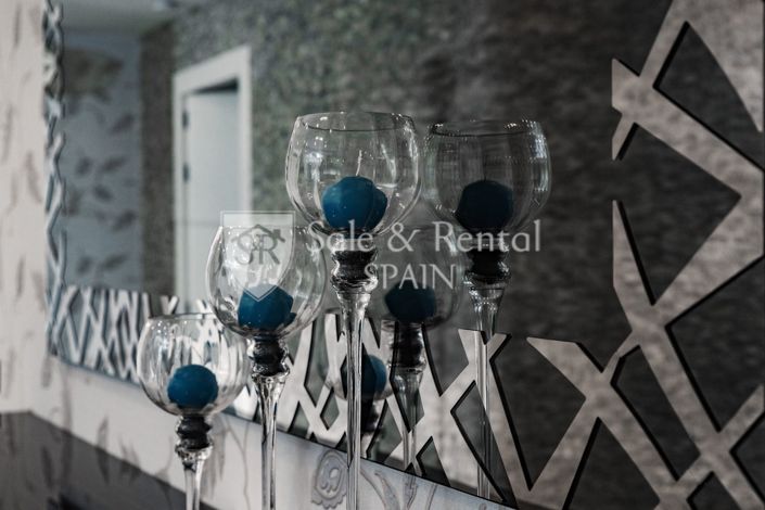 Image No.18-5 Bed Villa for sale