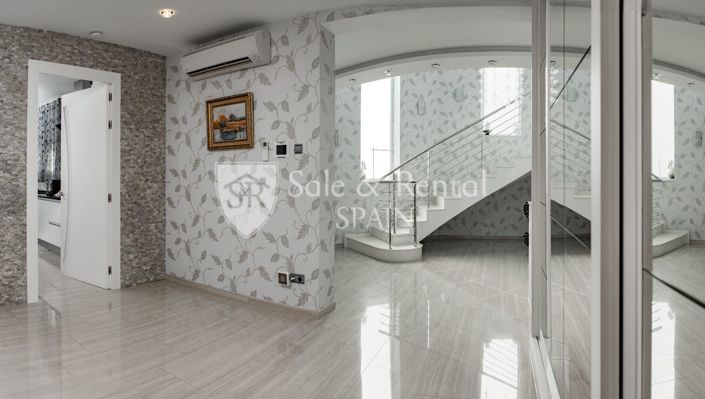 Image No.27-5 Bed Villa for sale