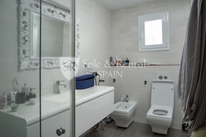 Image No.43-5 Bed Villa for sale