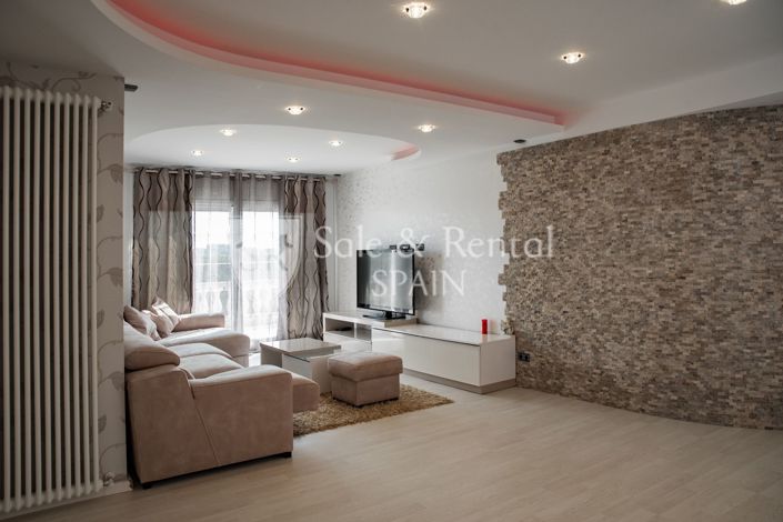 Image No.44-5 Bed Villa for sale