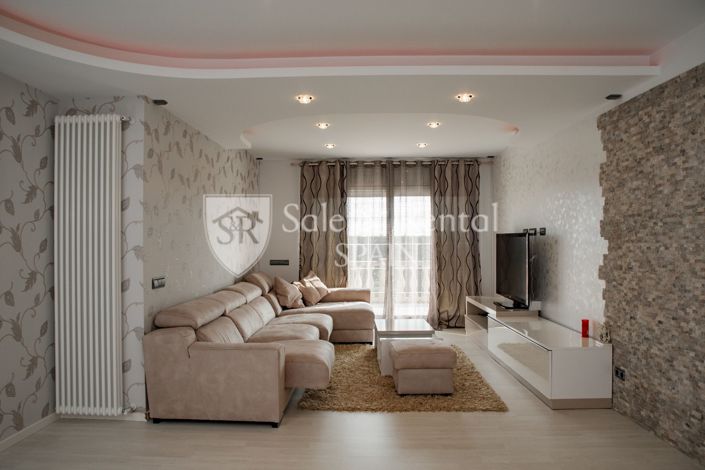 Image No.45-5 Bed Villa for sale