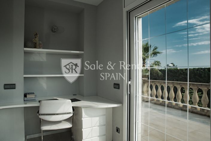 Image No.52-5 Bed Villa for sale