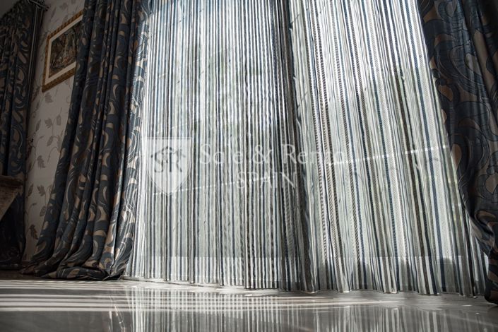 Image No.10-5 Bed Villa for sale