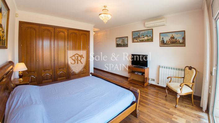 Image No.26-6 Bed Villa for sale