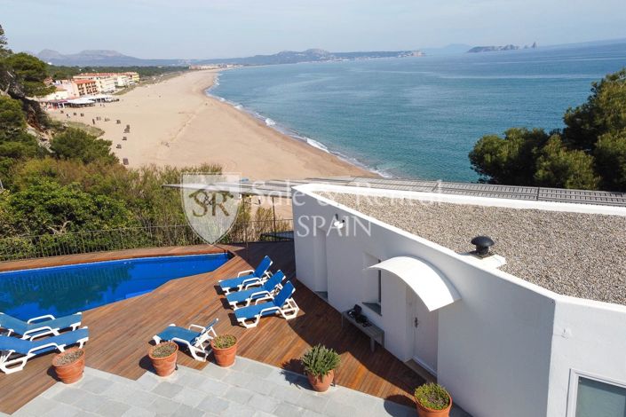 Image No.7-3 Bed Villa for sale