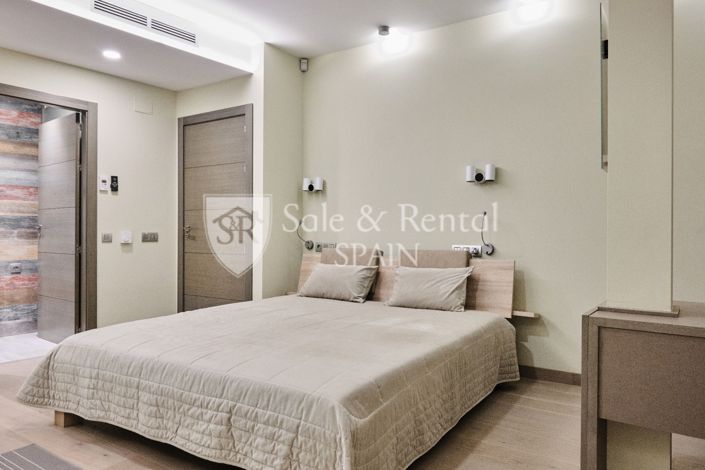 Image No.29-5 Bed Villa for sale