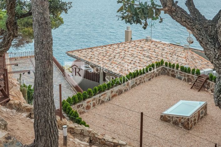 Image No.7-5 Bed Villa for sale