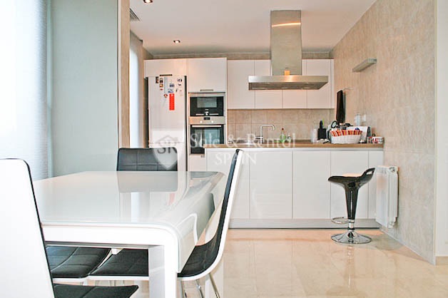 Image No.10-4 Bed Villa for sale