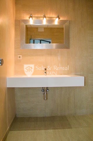 Image No.11-4 Bed Villa for sale