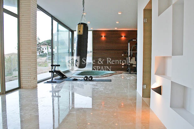 Image No.23-4 Bed Villa for sale