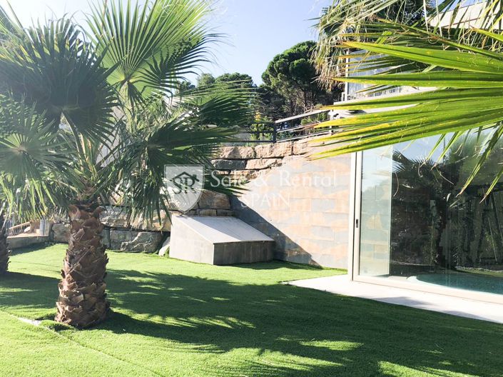 Image No.28-4 Bed Villa for sale