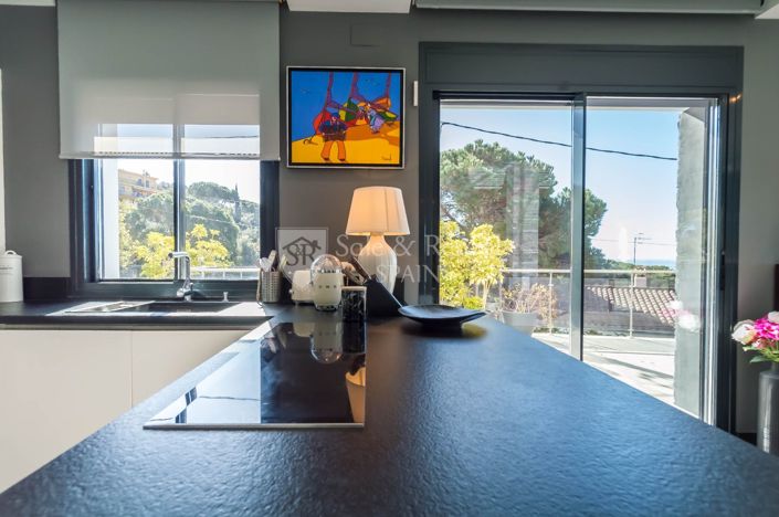 Image No.12-4 Bed Villa for sale