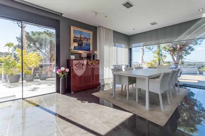 Image No.14-4 Bed Villa for sale