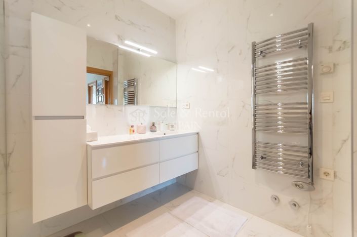 Image No.21-4 Bed Villa for sale