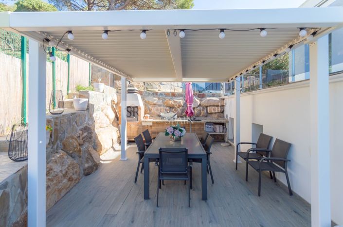 Image No.26-4 Bed Villa for sale