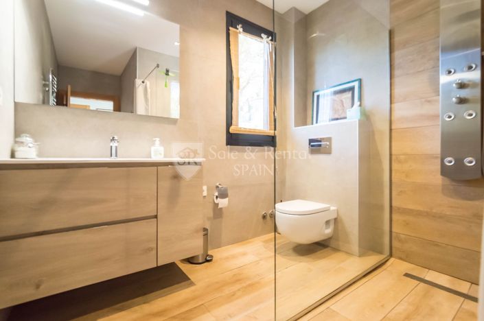 Image No.34-4 Bed Villa for sale