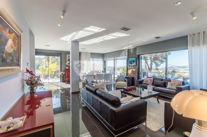 Image No.5-4 Bed Villa for sale