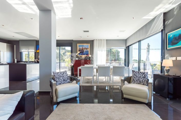 Image No.7-4 Bed Villa for sale