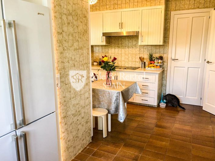 Image No.35-6 Bed Villa for sale