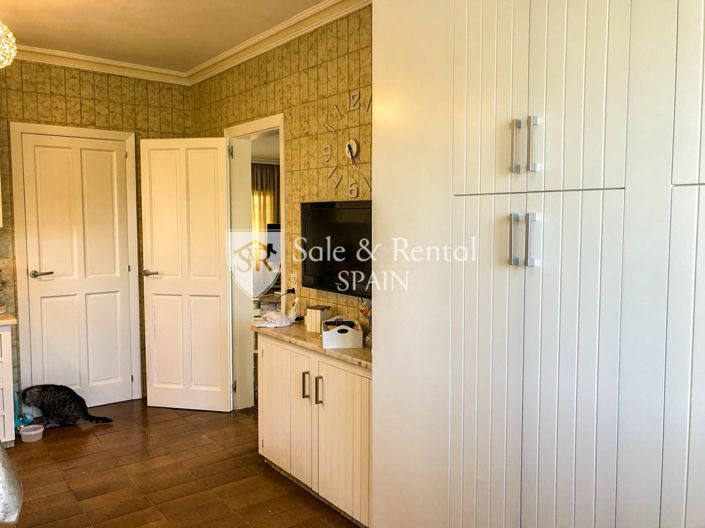 Image No.37-6 Bed Villa for sale