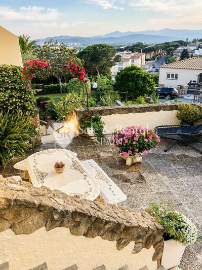 Image No.59-6 Bed Villa for sale