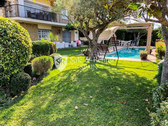 Image No.81-6 Bed Villa for sale