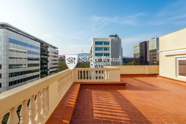 Image No.38-4 Bed Flat for sale