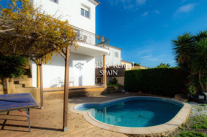 Image No.26-3 Bed Villa for sale