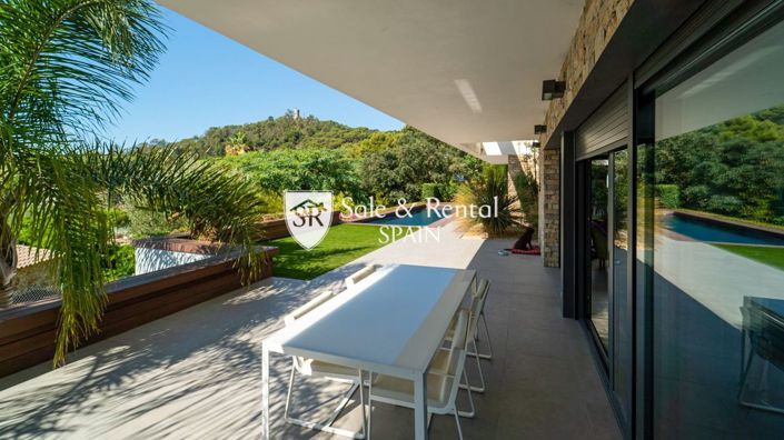 Image No.7-5 Bed Villa for sale