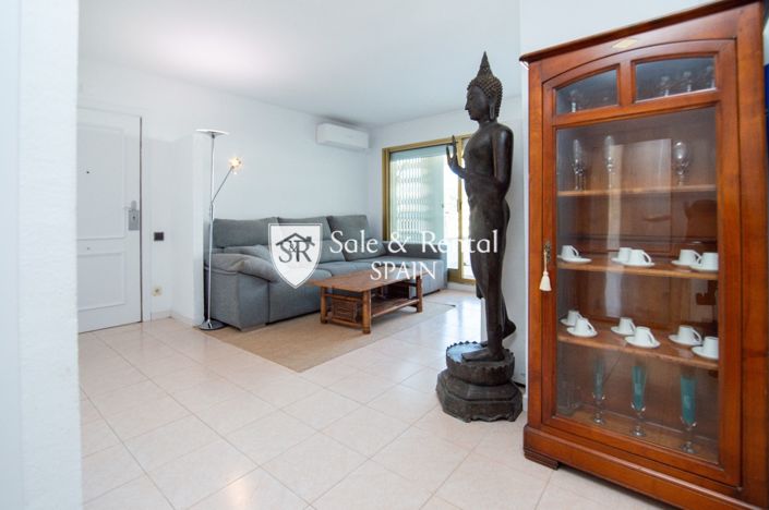 Image No.11-3 Bed Flat for sale