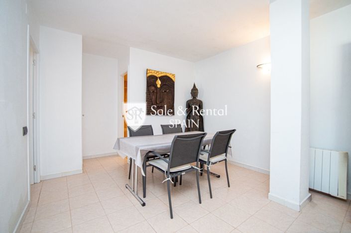 Image No.15-3 Bed Flat for sale