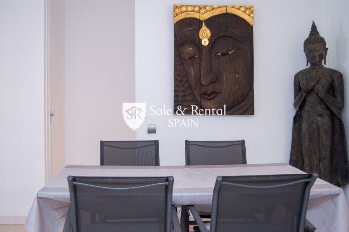 Image No.16-3 Bed Flat for sale