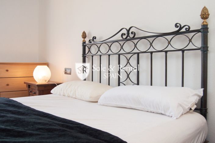 Image No.29-3 Bed Flat for sale