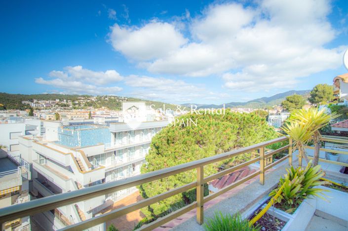 Image No.5-3 Bed Flat for sale