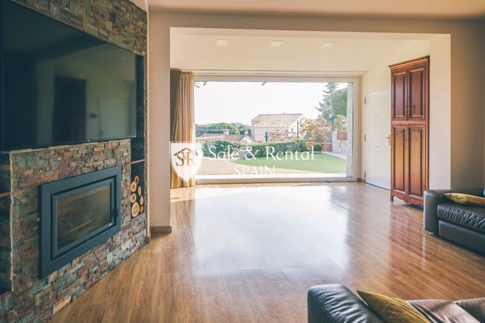 Image No.4-3 Bed Villa for sale