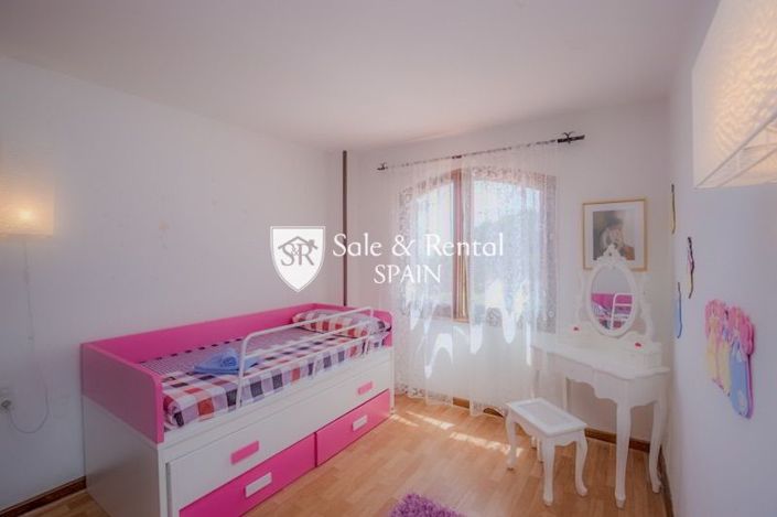 Image No.19-4 Bed Villa for sale