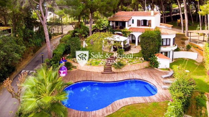 Image No.2-4 Bed Villa for sale