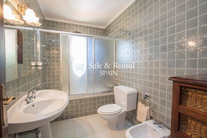 Image No.22-4 Bed Villa for sale