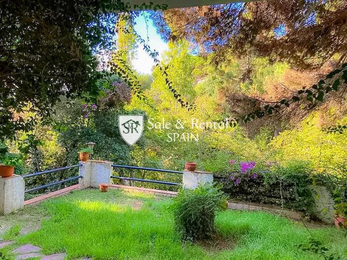 Image No.47-6 Bed Villa for sale