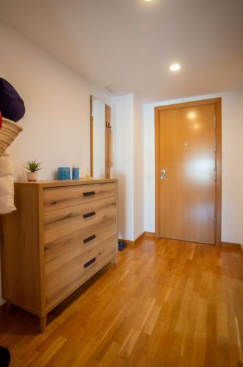 Image No.6-2 Bed Flat for sale