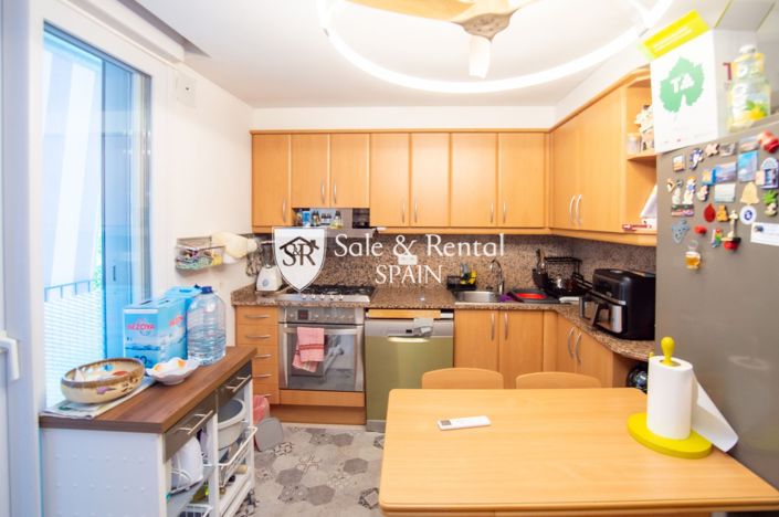 Image No.17-3 Bed Flat for sale