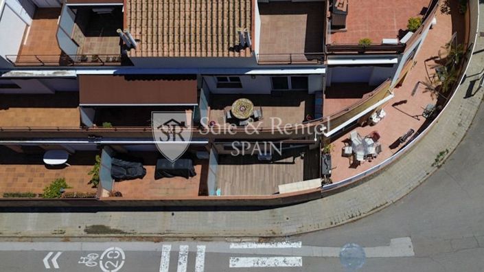 Image No.67-4 Bed Flat for sale